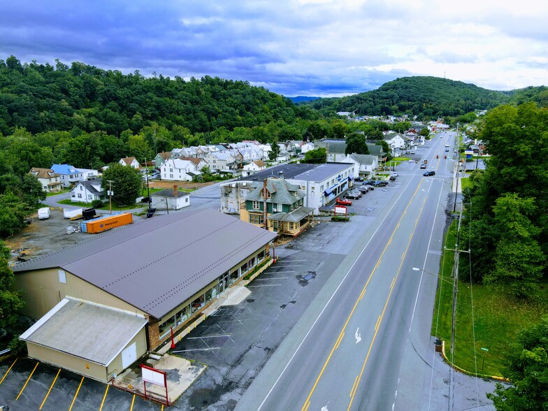 617 & 625 Electric Ave, Lewistown, PA for sale - Primary Photo - Image 1 of 3