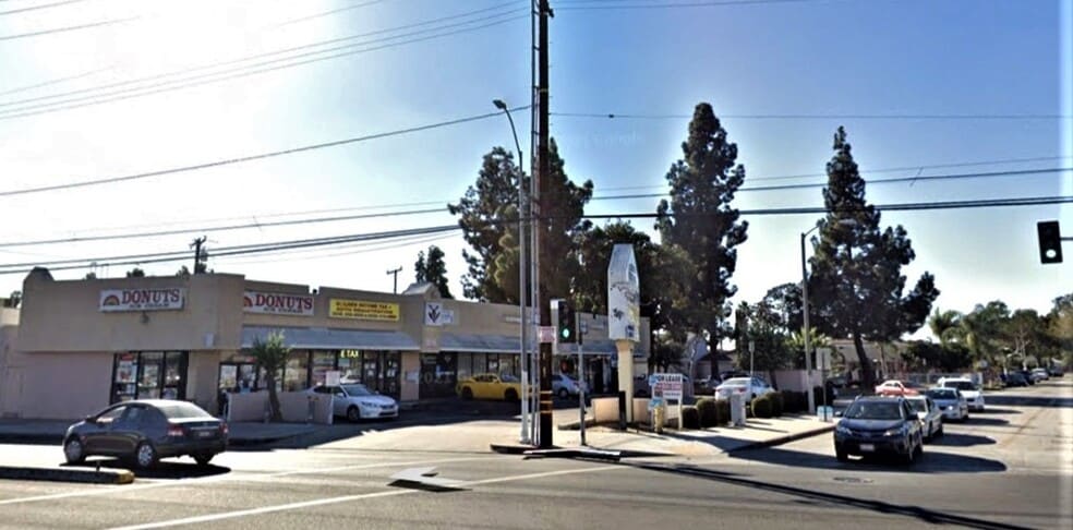 10397-10405 Long Beach Blvd, Lynwood, CA à louer - Photo du bâtiment - Image 2 de 4