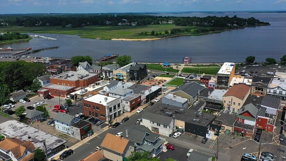 15 Main St, Keyport, NJ à vendre - Vidéo sur l’inscription commerciale - Image 2 de 16