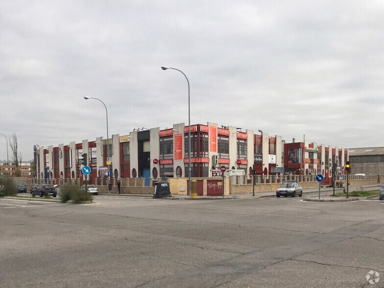 Industriel dans Madrid, Madrid à louer - Photo du bâtiment - Image 2 de 3