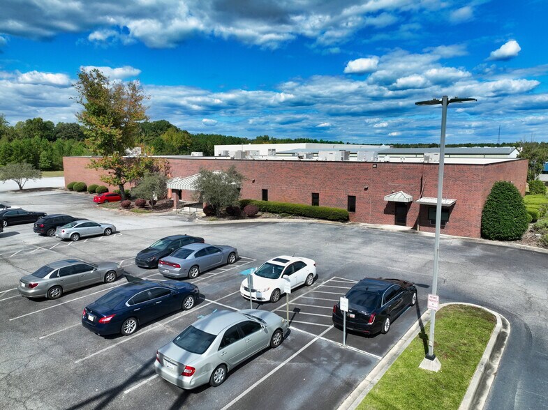 2141 Enterprise Dr, Florence, SC à louer - Photo du bâtiment - Image 1 de 6
