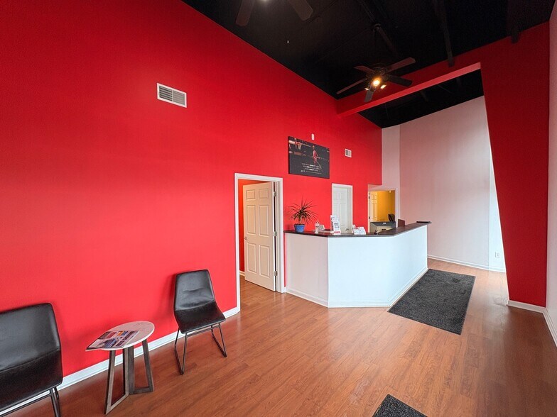 9013 Lima Rd, Fort Wayne, IN à louer - Hall d’entrée - Image 2 de 13