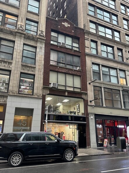 41 W 36th St, New York, NY for sale - Building Photo - Image 2 of 4