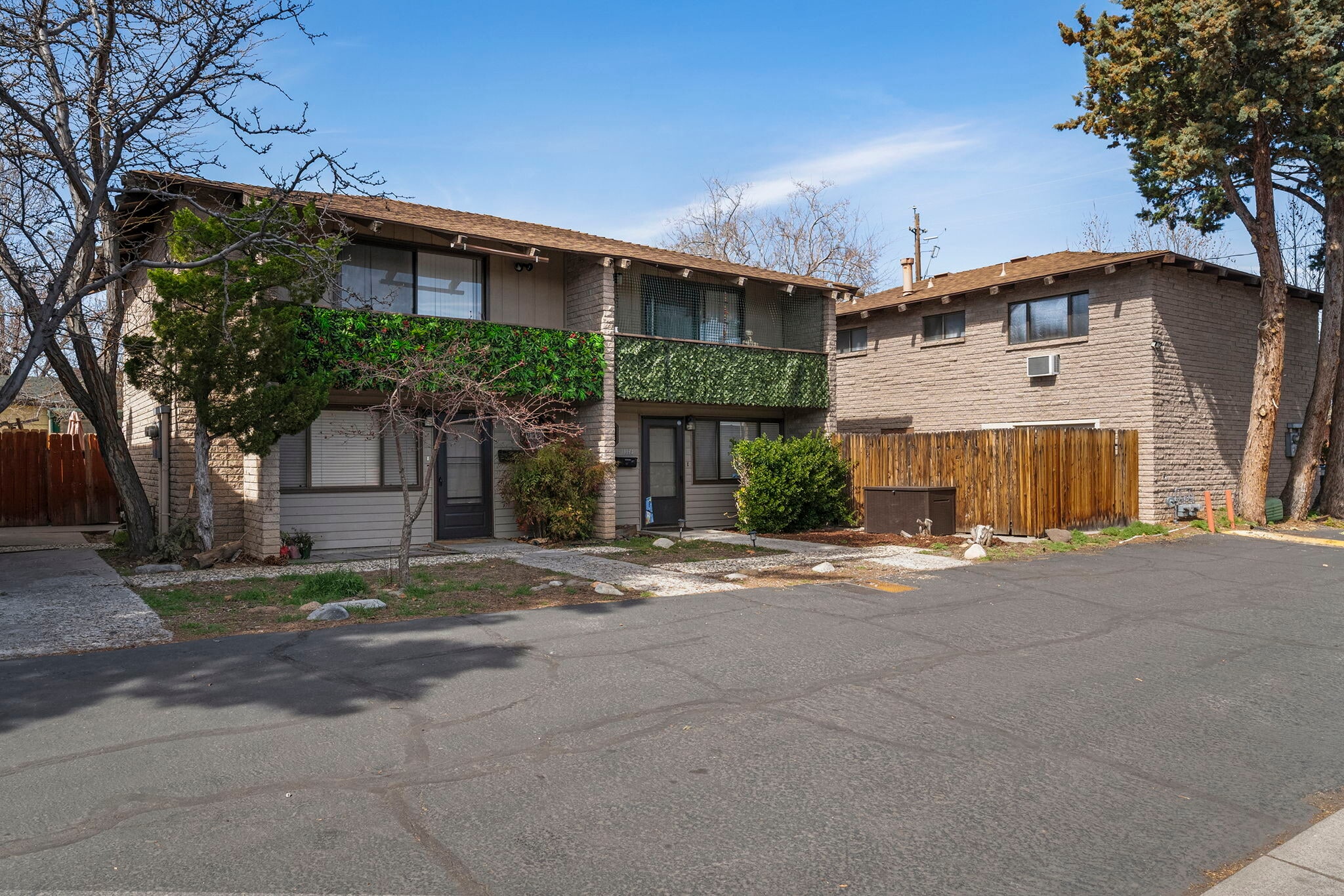 1046 Berrum Ln, Reno, NV for sale Primary Photo- Image 1 of 19
