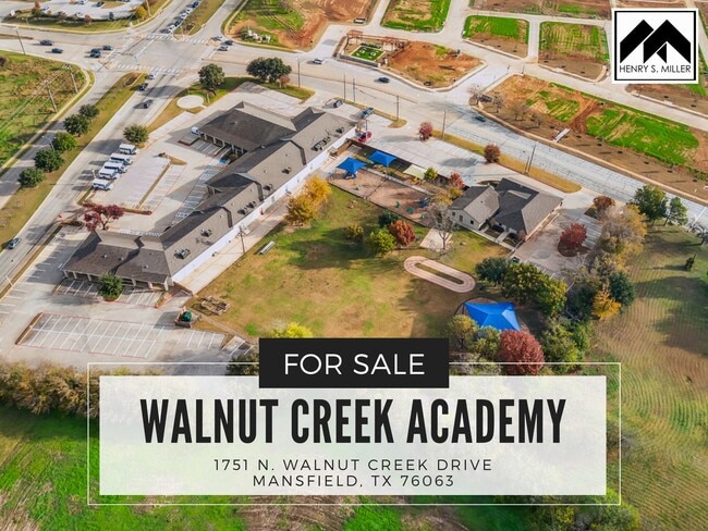 Plus de détails pour 1751 N Walnut Creek Dr, Mansfield, TX - Spécialité à vendre