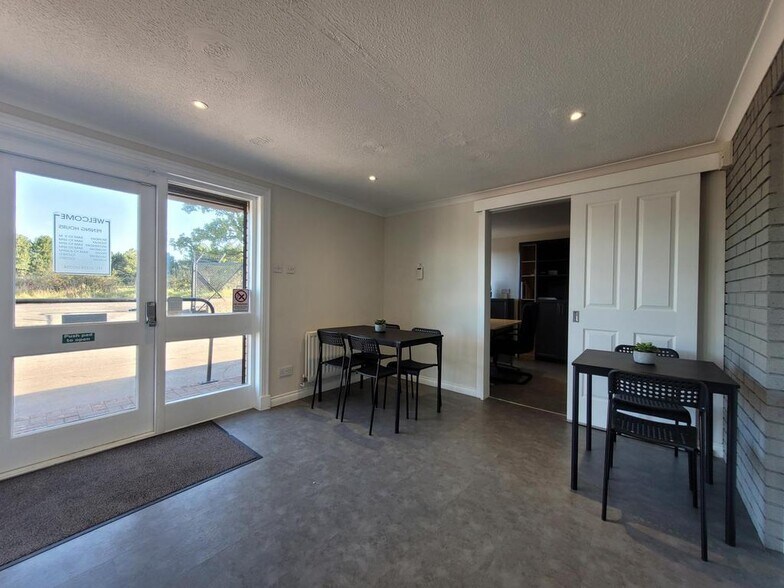 Unit 22 Bog Road Industrial Estate, Laurieston, Falkirk à vendre - Photo du bâtiment - Image 3 de 10