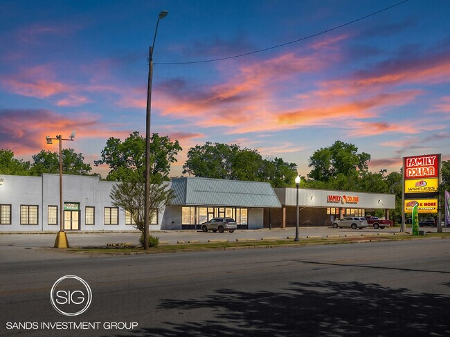 Plus de détails pour 7316 1st Ave N, Birmingham, AL - Commerce de détail à vendre