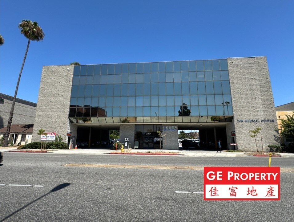 210 N Garfield Ave, Monterey Park, CA à vendre Photo du bâtiment- Image 1 de 15