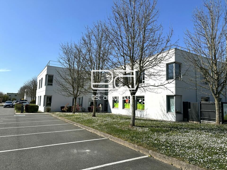 Office in Villers-lès-Nancy for lease Building Photo- Image 1 of 17