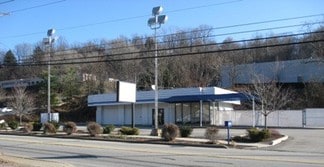 Plus de détails pour 545 Rodi Rd, Pittsburgh, PA - Commerce de détail à vendre