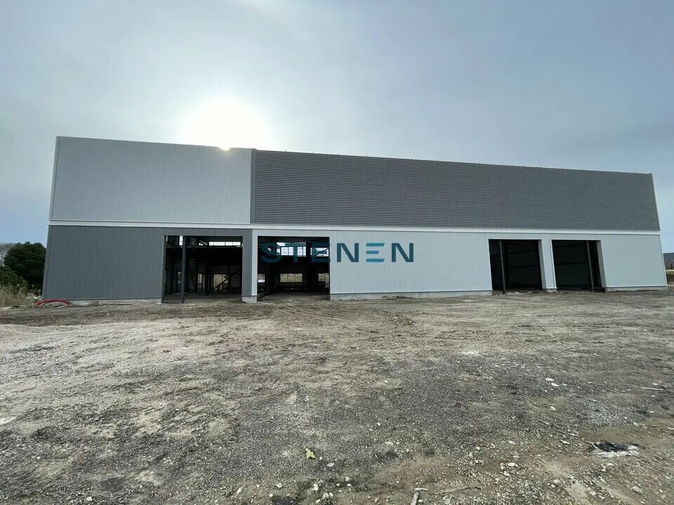 Flex in Marignane for sale Building Photo- Image 1 of 6