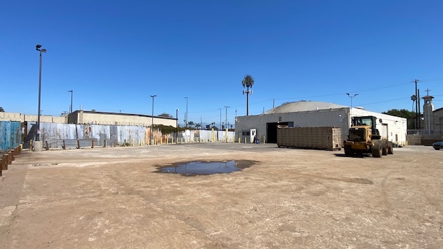 5921 S Western Ave, Los Angeles, CA for lease - Primary Photo - Image 1 of 16