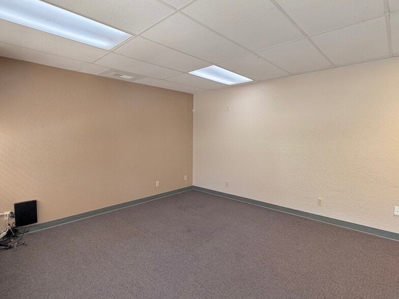 319 Nevada St, Auburn, CA à louer - Photo du bâtiment - Image 3 de 12