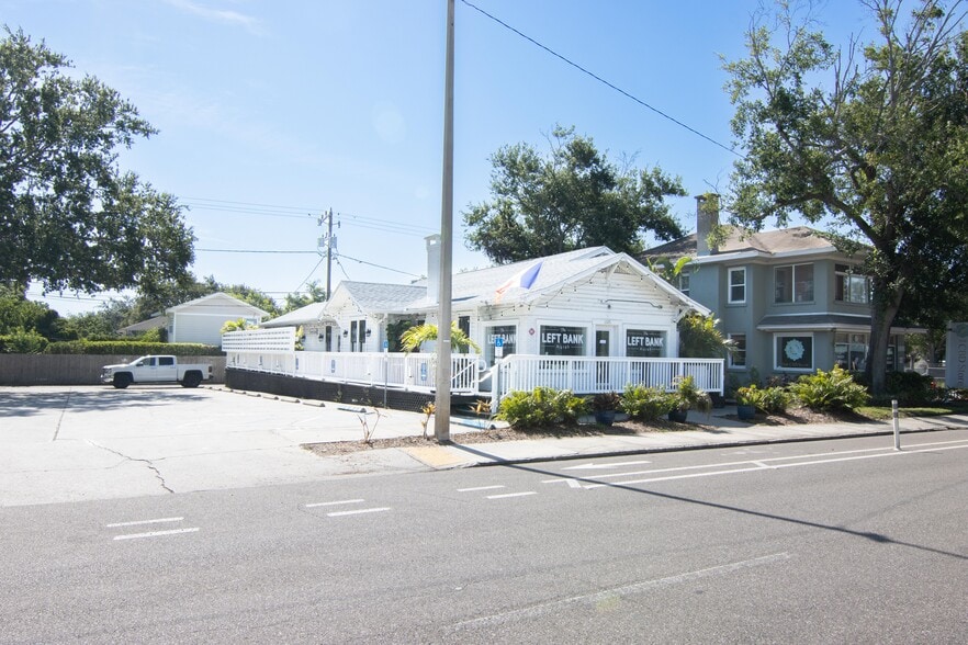 1225 Dr Martin Luther King Jr St N, Saint Petersburg, FL for sale - Building Photo - Image 3 of 12