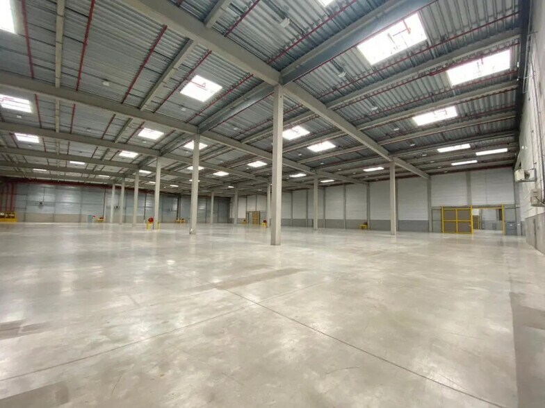 Industriel dans Le Plessis-Pâté à louer - Photo du bâtiment - Image 3 de 4