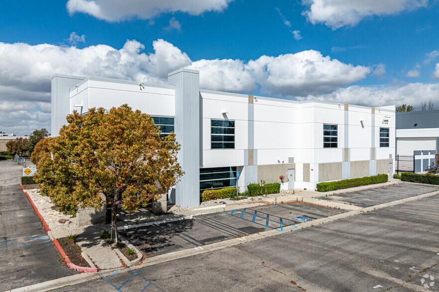 9160 Hyssop Dr, Rancho Cucamonga, CA for lease - Building Photo - Image 1 of 33