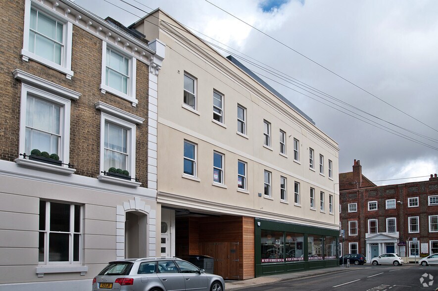East St, Chichester à louer - Photo du bâtiment - Image 3 de 4