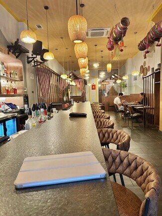 Plus de détails pour 151 Montague St, Brooklyn, NY - Commerce de détail à louer