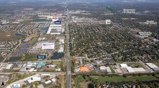 Plus de détails pour 500 Lark St, Geneva, IL - Terrain à vendre