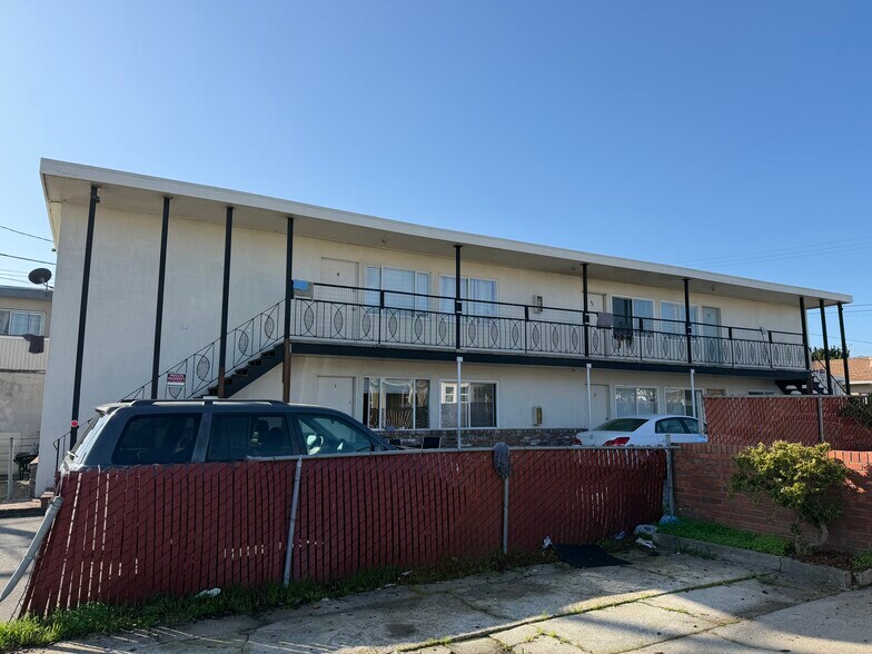525 Huntington Ave, San Bruno, CA à vendre - Photo du bâtiment - Image 2 de 35