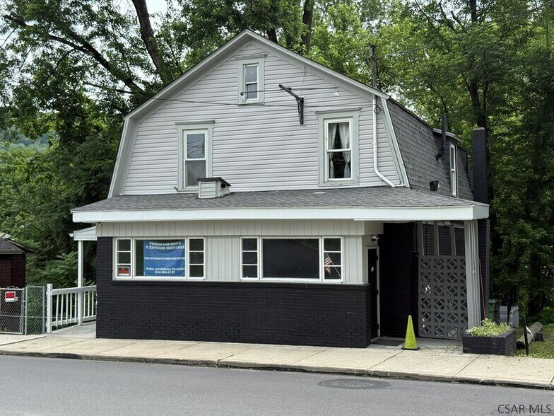 534 Sheridan St, Johnstown, PA à vendre - Photo du bâtiment - Image 1 de 31