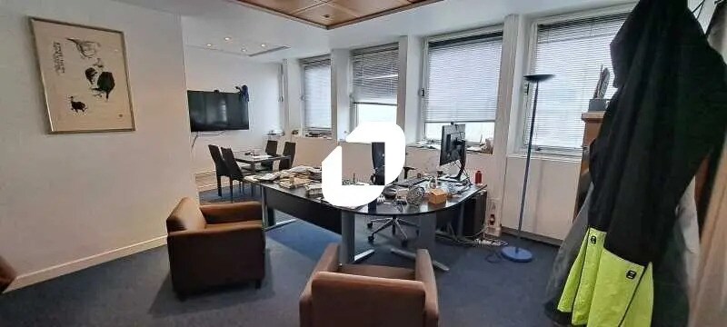 Bureau dans Paris à vendre - Photo intérieure - Image 3 de 4