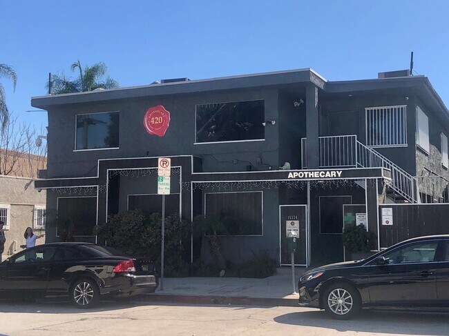 More details for 15372-15374 Dickens St, Sherman Oaks, CA - Office for Sale