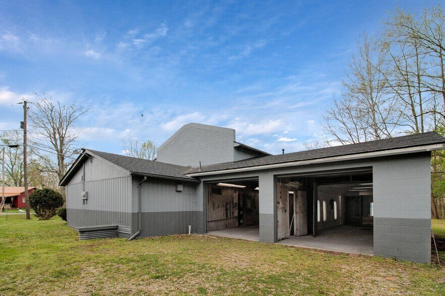 10 Mill St, Fredericktown, OH à vendre - Photo du bâtiment - Image 3 de 19