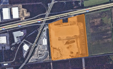 8500 Express Dr S, Yaphank, NY - Aerial  map view