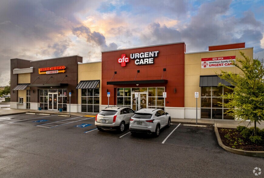 9040 Ulmerton Rd, Largo, FL à louer - Photo du bâtiment - Image 1 de 8