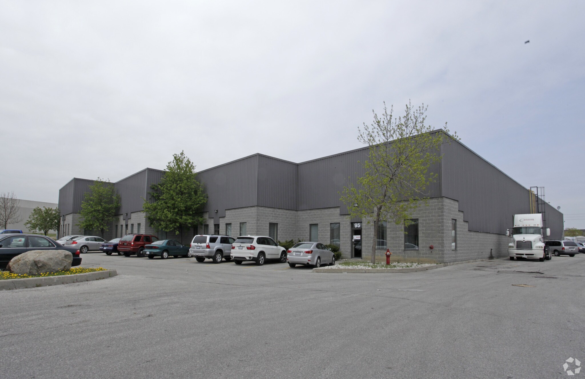 95 Hedgedale Rd, Brampton, ON à vendre Photo principale- Image 1 de 1