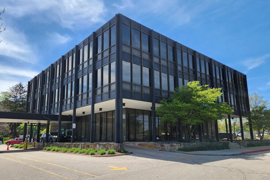 2770 W Market St, Fairlawn, OH à louer - Photo du bâtiment - Image 3 de 13