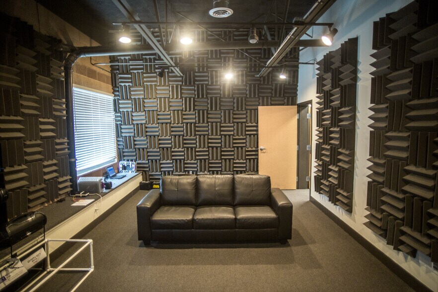 713-729 N 1500, Orem, UT à louer - Photo du bâtiment - Image 2 de 9