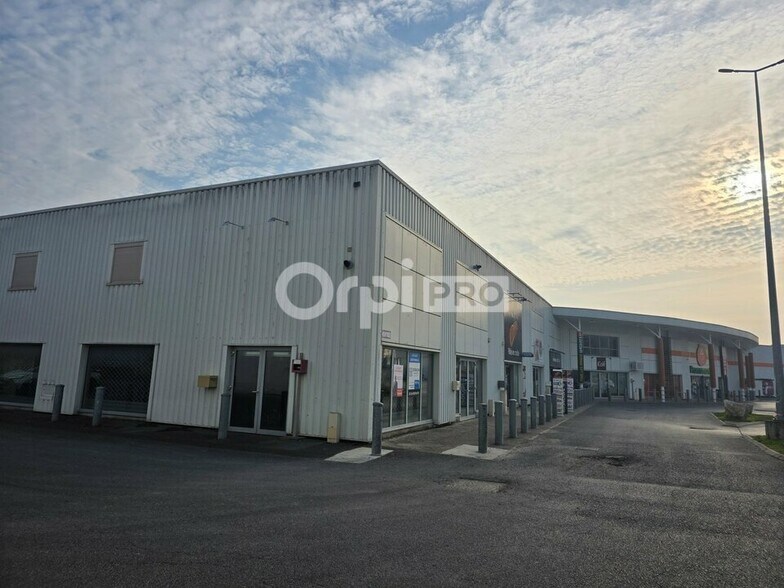 Retail in Bétheny for lease - Building Photo - Image 1 of 1