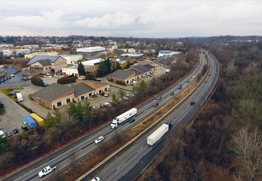 835-845 Sussex Blvd, Broomall, PA for lease - Building Photo - Image 1 of 7