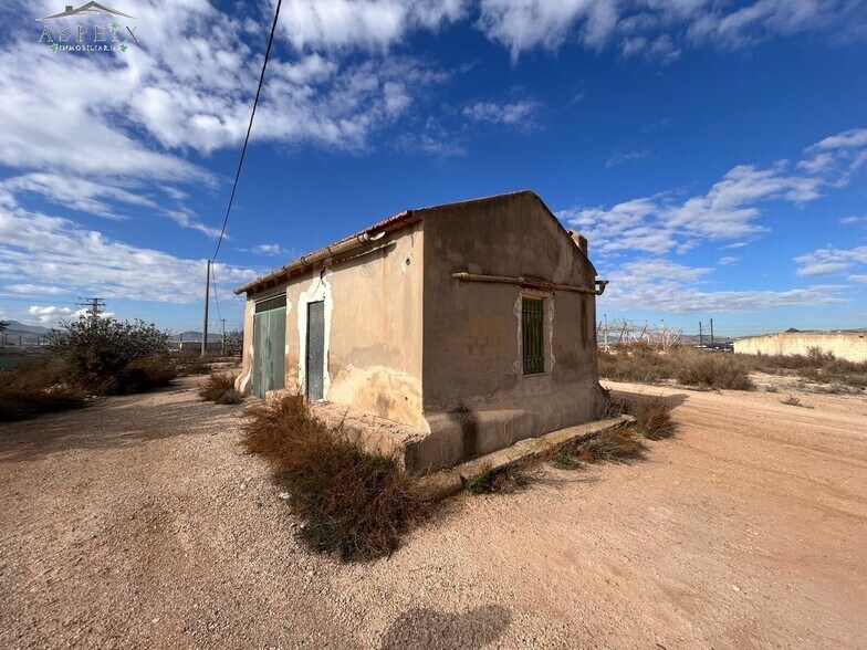 Terrain dans Monforte del Cid, Alicante à vendre - Photo du bâtiment - Image 2 de 4