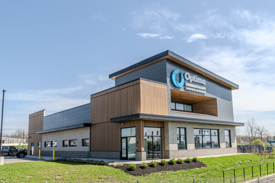 5817 Happy Hollow Rd, Milford, OH for sale - Building Photo - Image 3 of 9