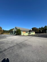 1705 W Shore Rd, Warwick, RI for lease Building Photo- Image 2 of 19