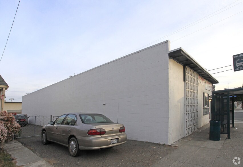 903 N 8th St, San Jose, CA à louer - Photo du bâtiment - Image 2 de 2