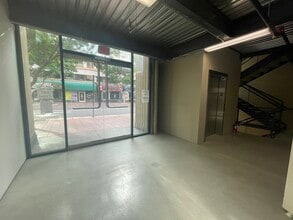 640 C St, San Diego, CA à louer Photo intérieure- Image 2 de 5