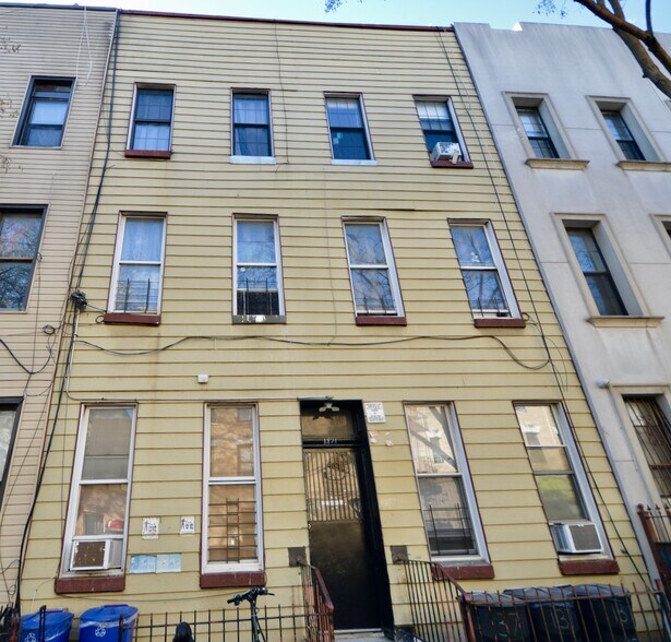 1371 Greene Ave, Brooklyn, NY for sale - Primary Photo - Image 1 of 11
