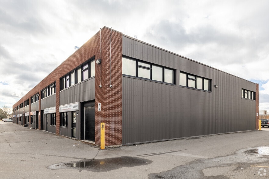 174 Colonnade Rd, Ottawa, ON for sale - Building Photo - Image 2 of 3