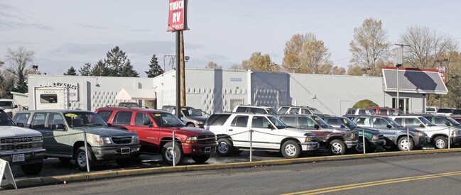 Plus de détails pour 1806 River Rd E, Puyallup, WA - Commerce de détail à vendre