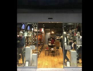 Plus de détails pour Commerce de détail à louer