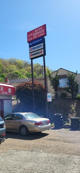 582 Butler St, Pittsburgh, PA for sale - Building Photo - Image 3 of 11