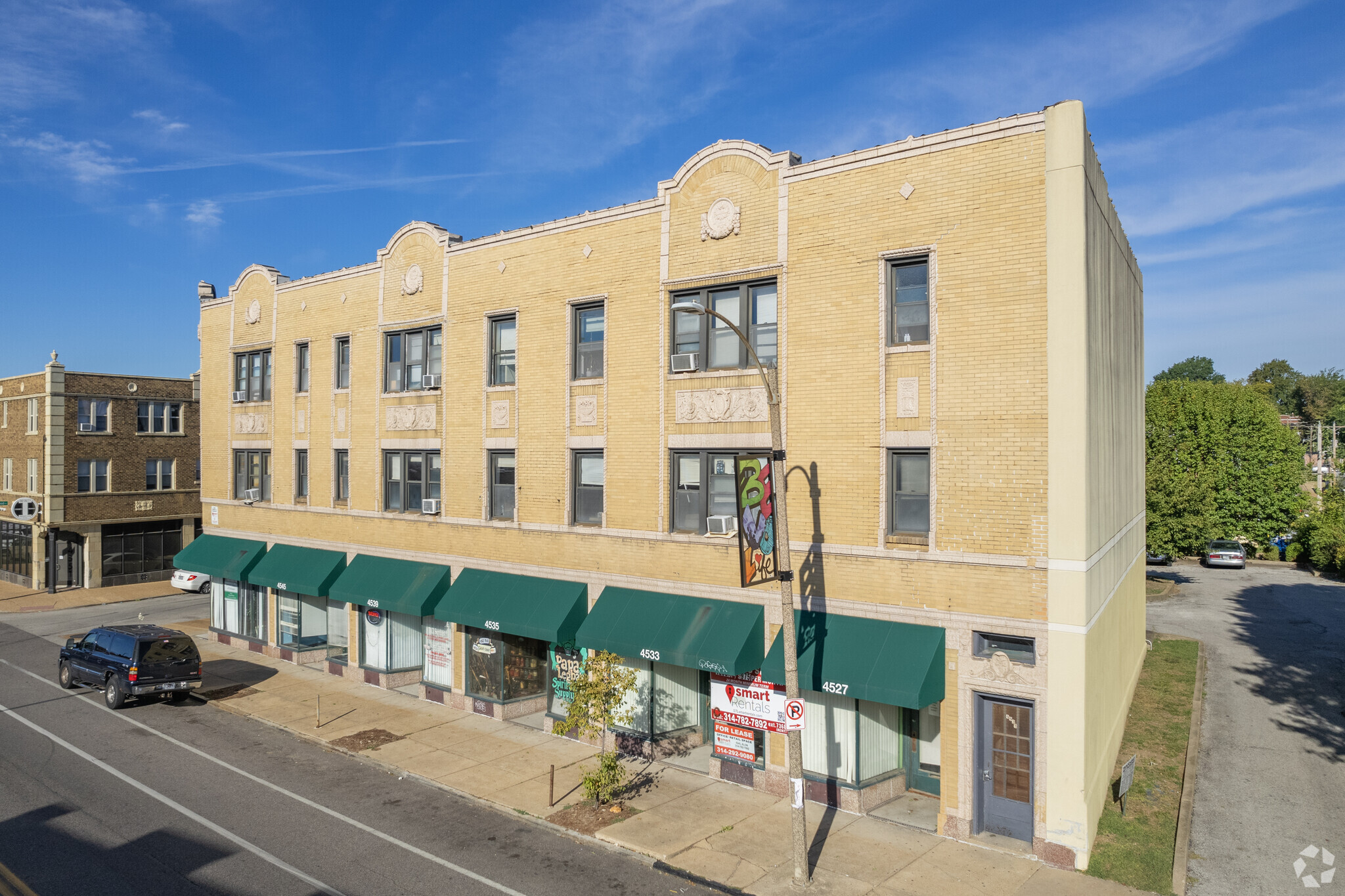 4533 Gravois Ave, Saint Louis, MO for lease Primary Photo- Image 1 of 9