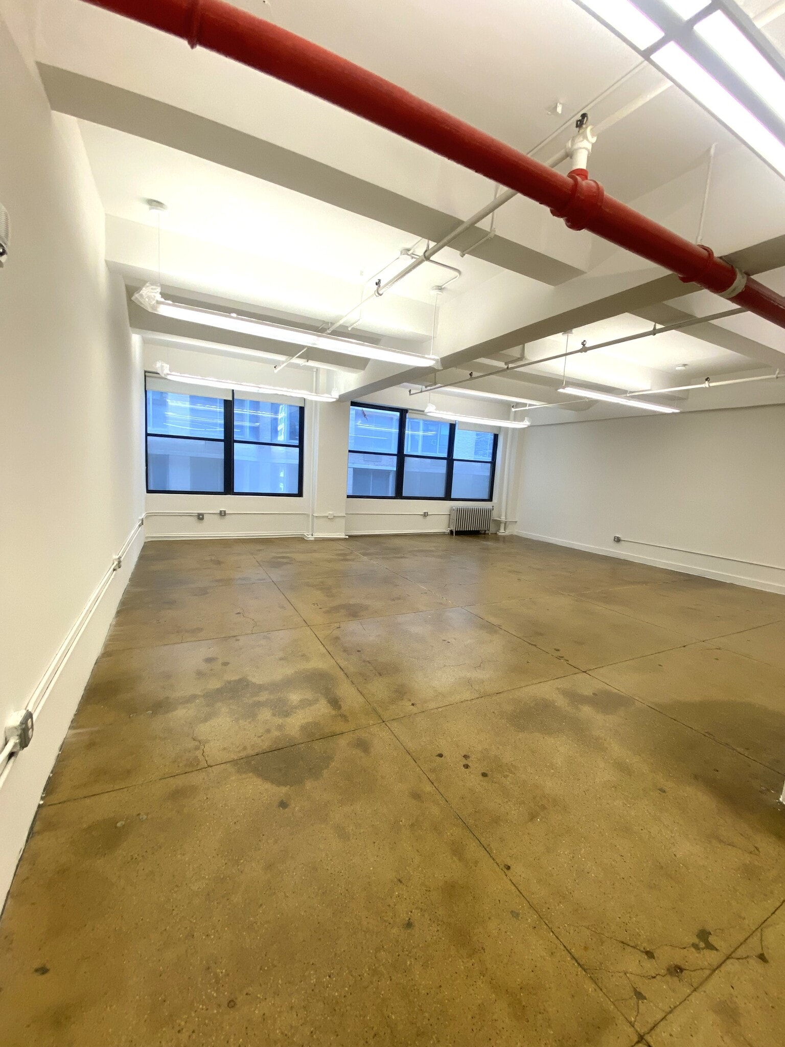 330 W 38th St, New York, NY for lease Interior Photo- Image 1 of 2