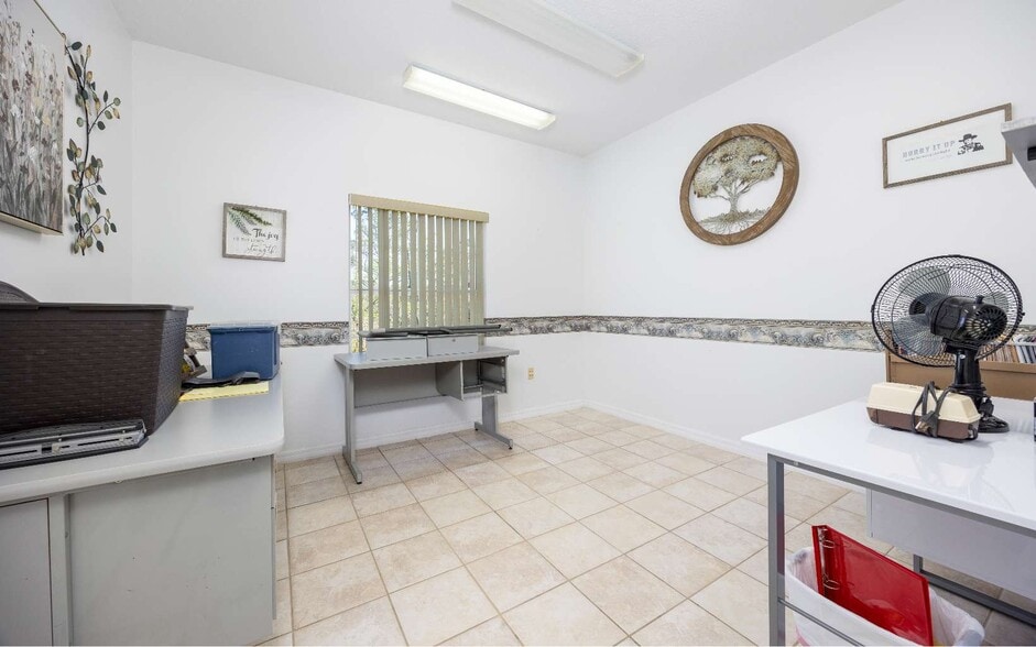 1720 N Ohio Ave, Live Oak, FL à vendre - Photo intérieure - Image 2 de 40