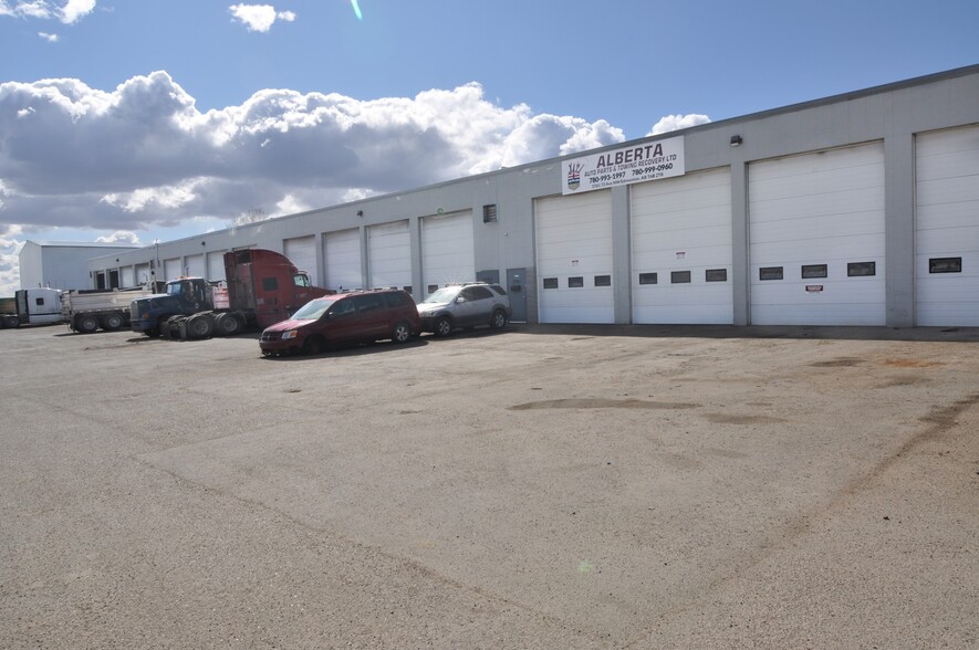 3737-3765 73 Av NW, Edmonton, AB for lease - Building Photo - Image 2 of 2