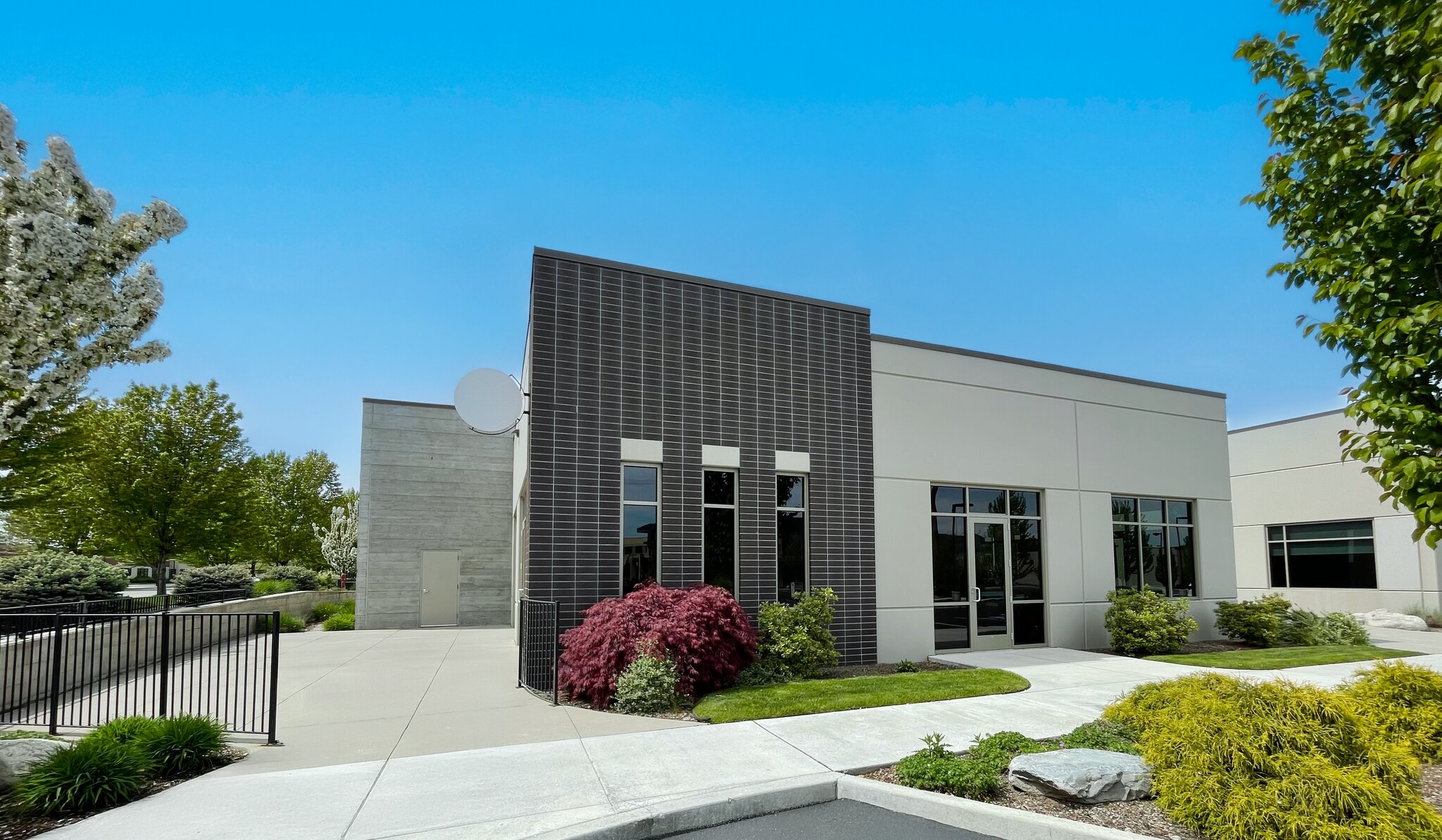 12709 E Mirabeau Pky, Spokane Valley, WA à vendre Photo du bâtiment- Image 1 de 1